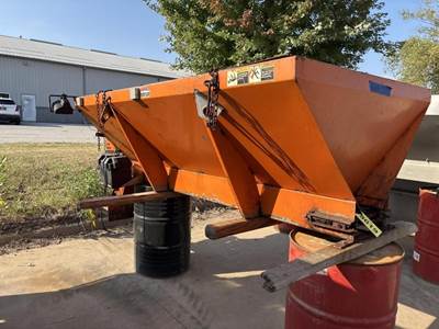 John Deere 326E Track Skid Steer