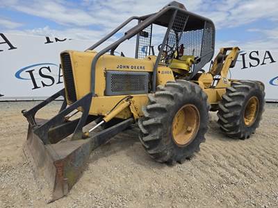 John Deere 440B Skidder