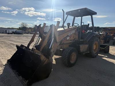Case 570MXT Skip Loader