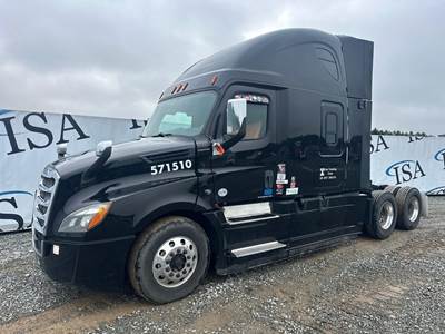 Freightliner Cascadia 126 Sleeper Semi Truck