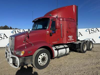International 9200 Sleeper Semi Truck