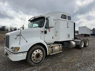 International 9200 Sleeper Semi Truck