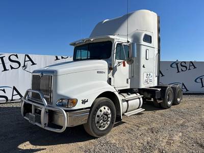 International 9200 Sleeper Semi Truck