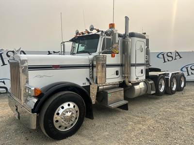 Peterbilt 379 Sleeper Semi Truck