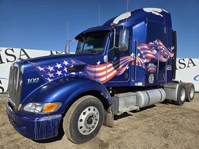 Peterbilt 386 Sleeper Semi Truck