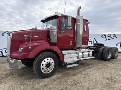 Western Star 4900 Sleeper Semi Truck