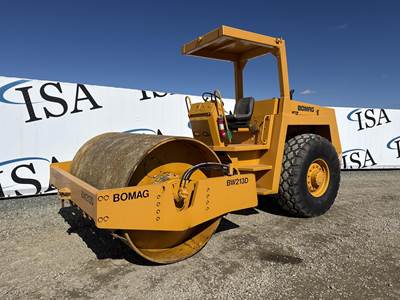 BOMAG BW213D-2 Smooth Drum Roller Compactor