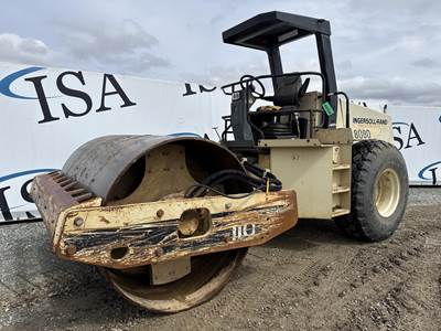 Ingersoll-Rand SD110D Smooth Drum Roller Compactor