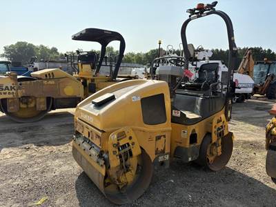 Volvo DD25B Smooth Drum Roller Compactor