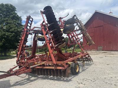 Krause 3131 Soil Finisher