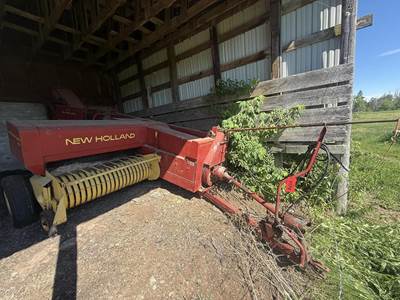 New Holland 311 Small Square Baler