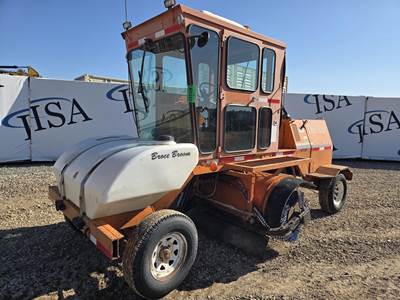 Broce RJ350 Sweeper