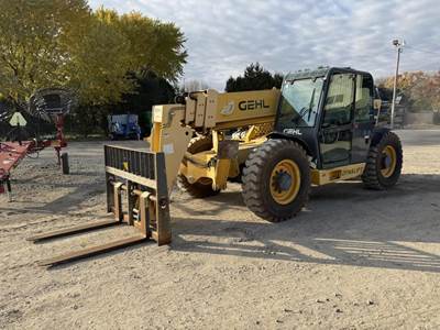 Gehl DL11-55 Telehandler