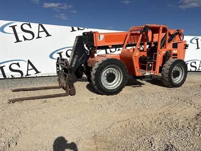 SkyTrak 8042 Telehandler