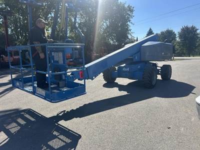 Genie S60 Telescopic Boom Lift
