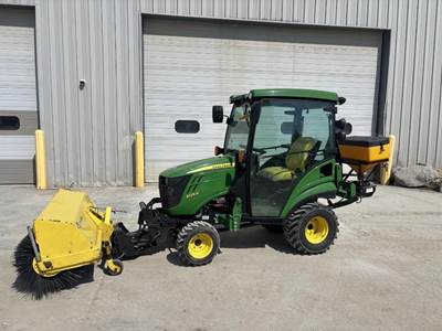 John Deere 1025R Tractor