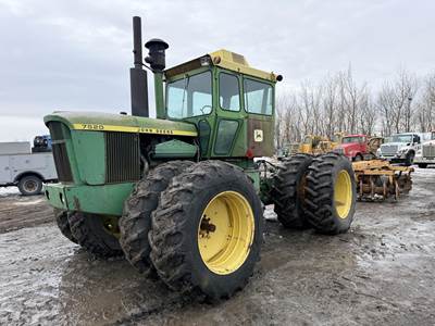 John Deere 7520 Tractor