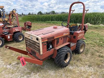 Ditch Witch 350SX Trencher
