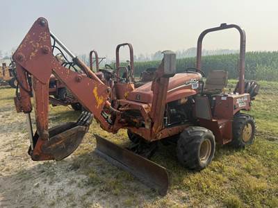 Ditch Witch RT40 Trencher