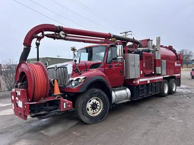 International WorkStar 7500 Vacuum Truck