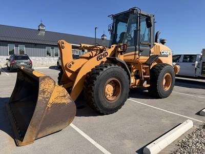 Case 621D Large Wheel Loader