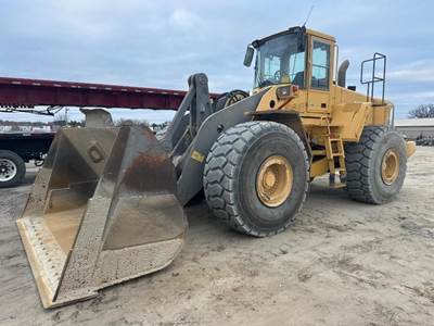 Volvo L220E Wheel Loader