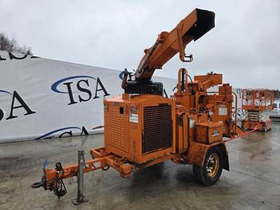 Bandit INTIMIDATOR 12XP Towable Wood Chipper