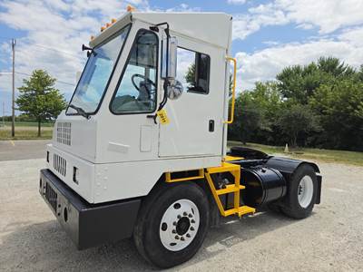 Ottawa Yard Spotter Truck