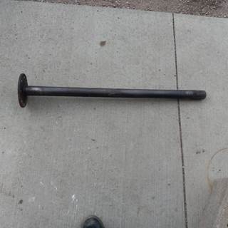 International N175 Axle Shaft