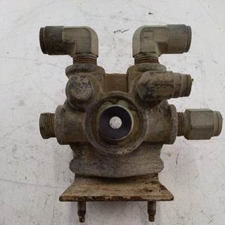 Quality used break relay valve for DT466, backed by our standard