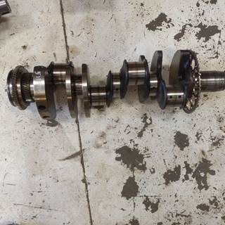International MF7-07 Crankshaft
