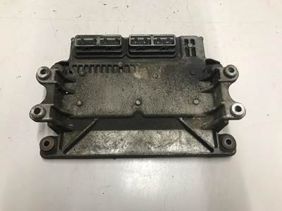 International DT466 EGR Engine Control Module (ECM) for a Ic Corporation CE