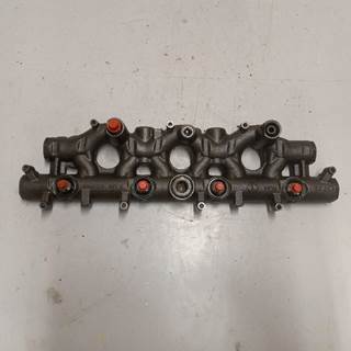 International VT365 Engine Part