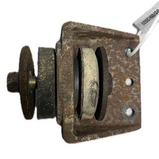 Caterpillar C7 Engine Mount