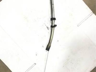 Good used dipstick and tube for a Mercedes-Benz MBE 906/926.    OEM #DDE