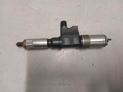 Isuzu 6HK1 Fuel Injector