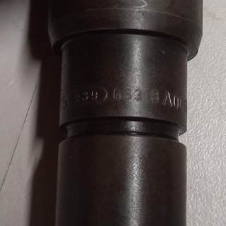 Mercedes-Benz MBE 906 Fuel Injector