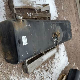 International 3800 Fuel Tank