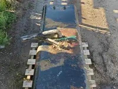 Thomas Built EF Fuel Tank