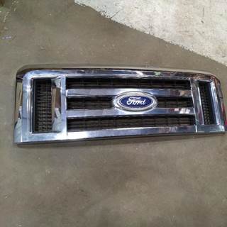 Ford F-350 Grille