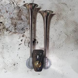 IC Bus CE Horn for a Ic Corporation CE