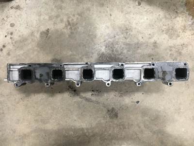 Mercedes-Benz MBE 926 Intake Manifold