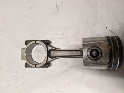 Cummins ISC 8.3 Piston / Rod