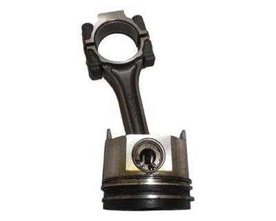 International T444E Piston Assembly with Connecting Rod, OEM # 1824284C1