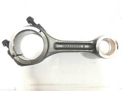 International DT466 Piston / Rod