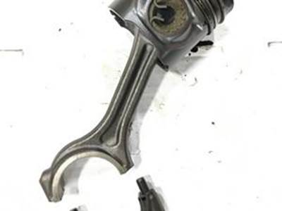 Mercedes-Benz MBE 906 Piston / Rod