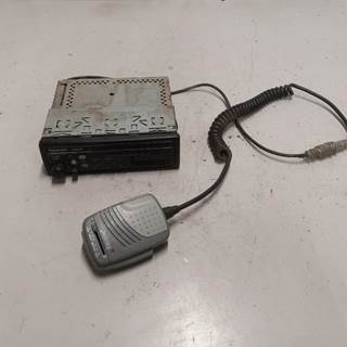 Universal Universal Radio