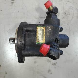 International DT466 Steering Pump for a Luk