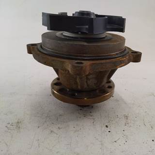 International VT365 Water Pump