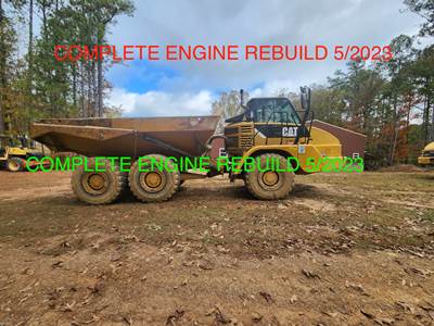 Caterpillar 725 Articulated Truck